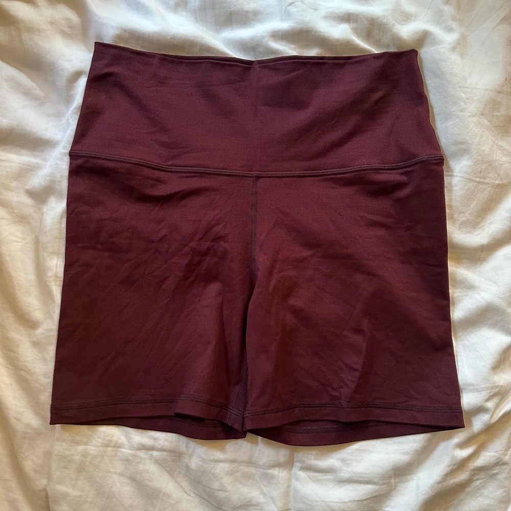 SET Active Women's Bike Shorts in Burgundy - Picture 3 of 4